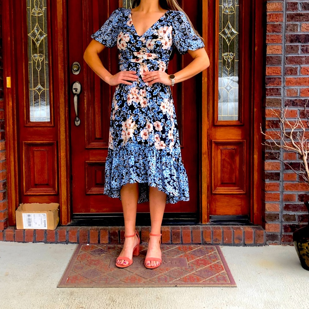 Donna Morgan poof sleeve dress 8